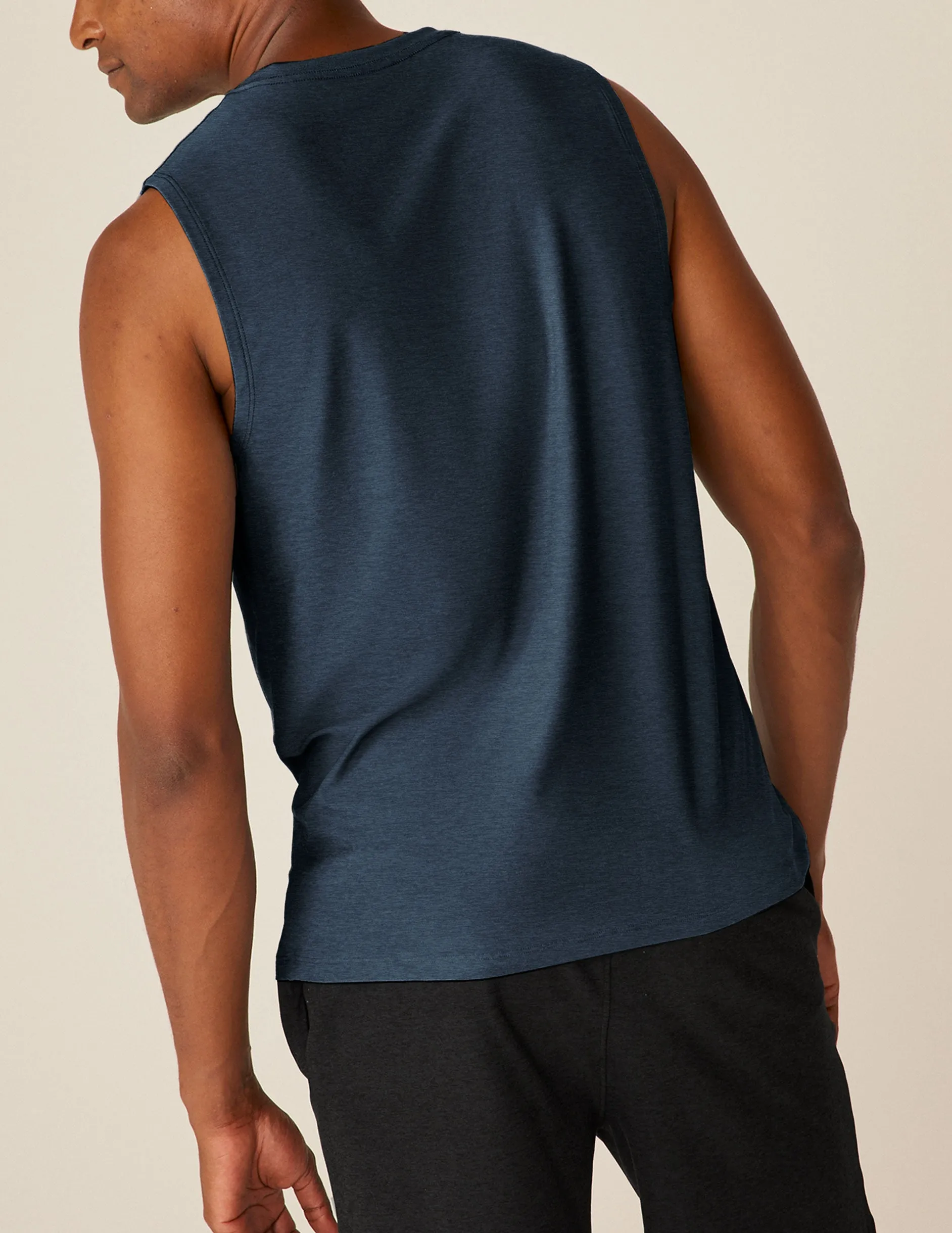 Featherweight Freeflo Muscle Tank 2.0