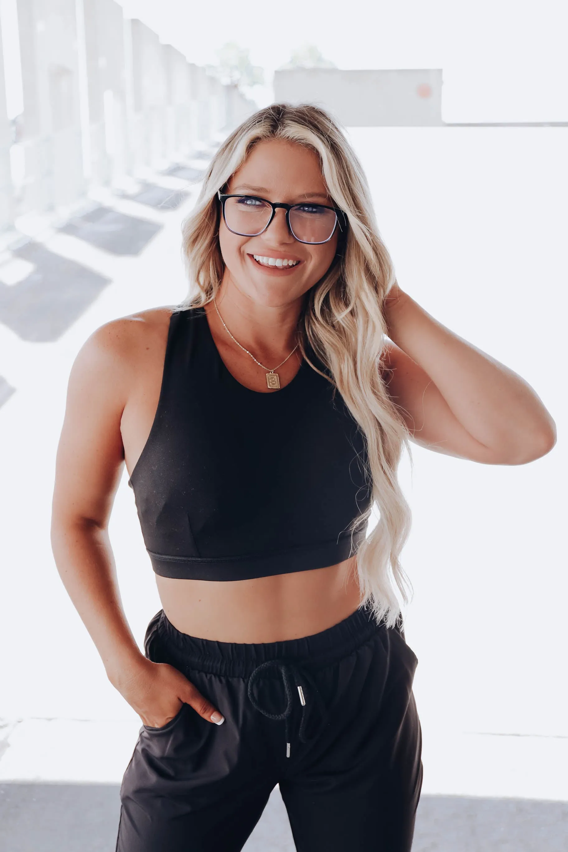 Knock Out Strappy Sports Bra - Black