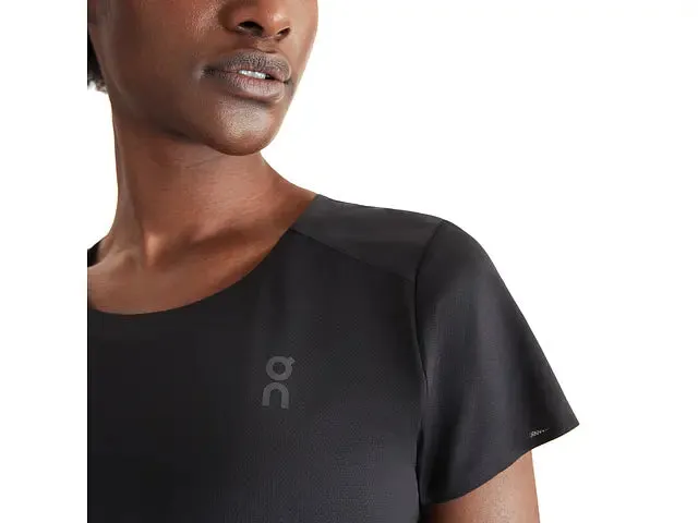 Performance T Women's Shirt